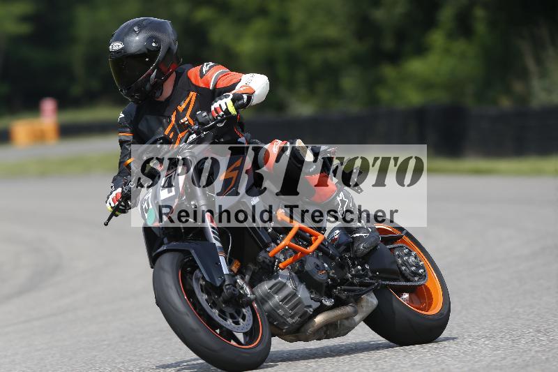 /25 10.06.2025 MaxRacing ADR/Gruppe gruen/54